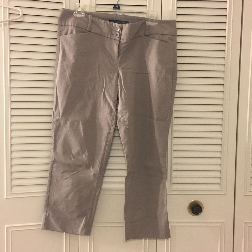 The Limited Exact Stretch Capris